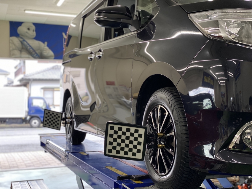 エスクァイア　アライメント (2).JPG